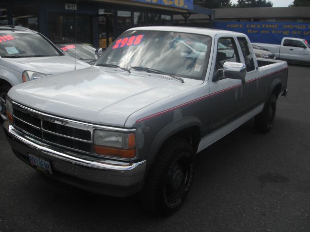 Dodge Dakota 2dr Sport Coupe AMG Pickup Truck