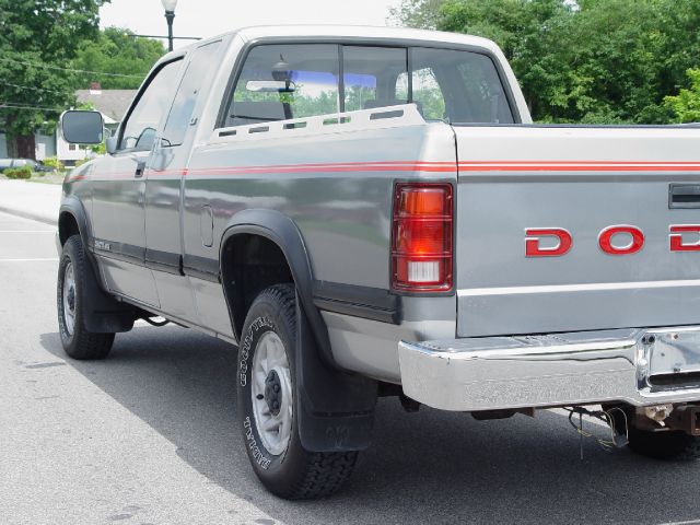 Dodge Dakota 1993 photo 15