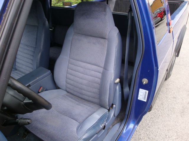 Dodge Dakota Standard Power Pickup Truck