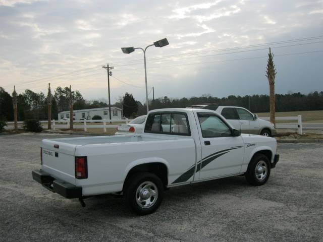 Dodge Dakota 1996 photo 2