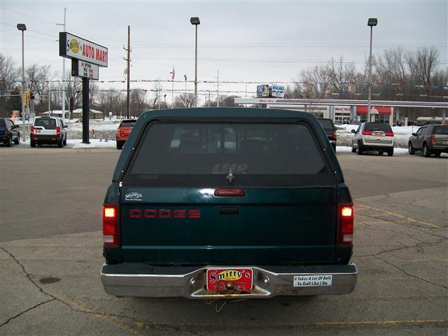 Dodge Dakota 1996 photo 2