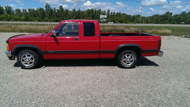Dodge Dakota 1996 photo 2