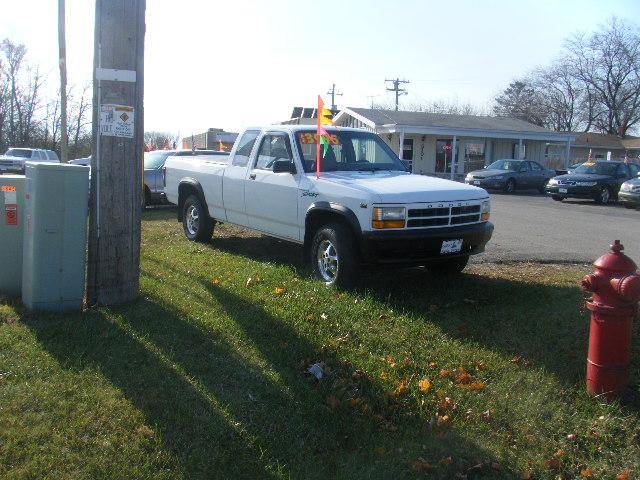 Dodge Dakota 1996 photo 2