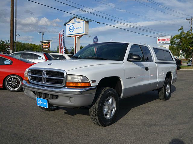 Dodge Dakota 2dr Sport Coupe AMG Pickup Truck