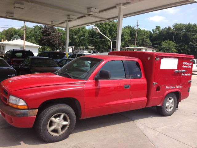 Dodge Dakota Premier 4x4 SUV Pickup Truck