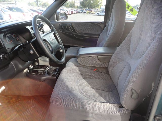 Dodge Dakota 1997 photo 2