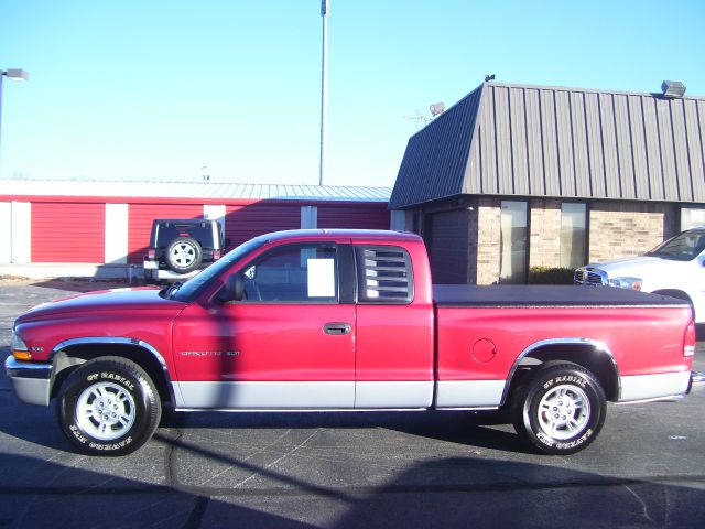Dodge Dakota Premier 4x4 SUV Pickup Truck