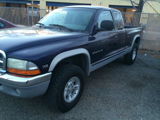 Dodge Dakota 1999 photo 2