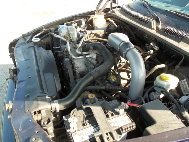 Dodge Dakota 1999 photo 2