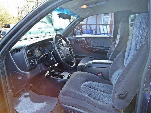 Dodge Dakota 2dr Sport Coupe AMG Pickup Truck