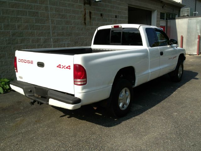 Dodge Dakota 1999 photo 2