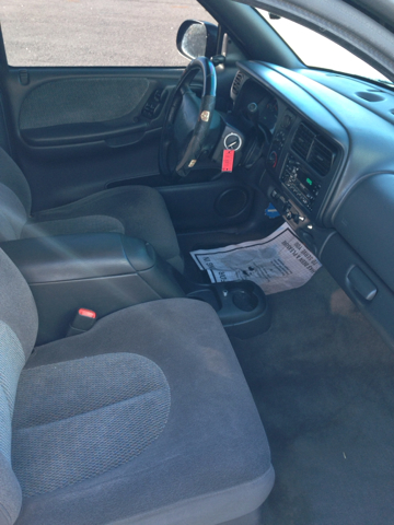Dodge Dakota 1999 photo 1