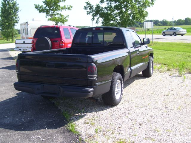 Dodge Dakota 1999 photo 2