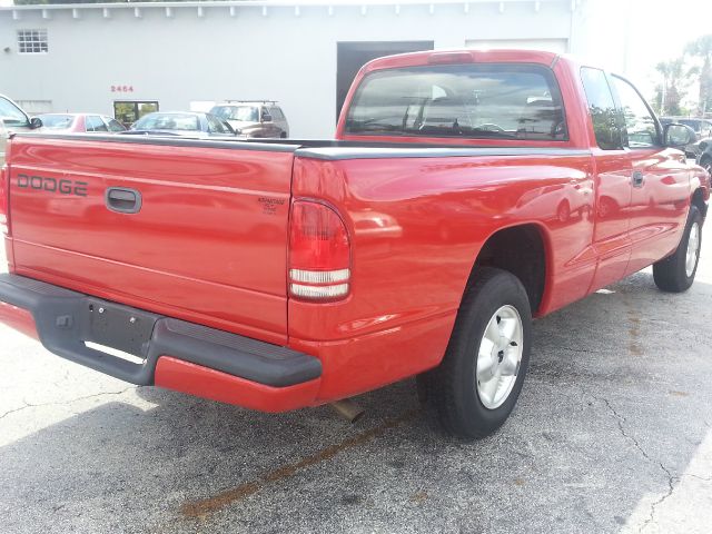 Dodge Dakota Premier 4x4 SUV Pickup Truck