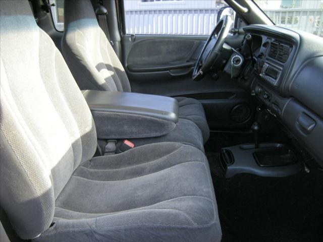 Dodge Dakota 2000 photo 1