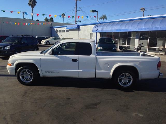 Dodge Dakota 2000 photo 2