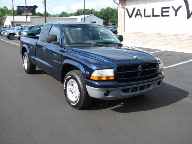 Dodge Dakota 2000 photo 1