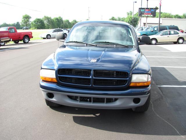 Dodge Dakota 2000 photo 2