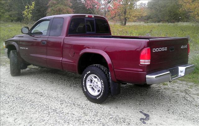 Dodge Dakota 2000 photo 2