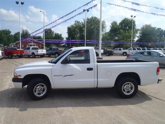 Dodge Dakota 2000 photo 1