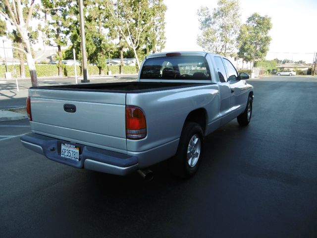 Dodge Dakota 2001 photo 1