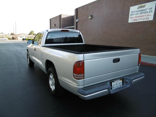 Dodge Dakota 2001 photo 2
