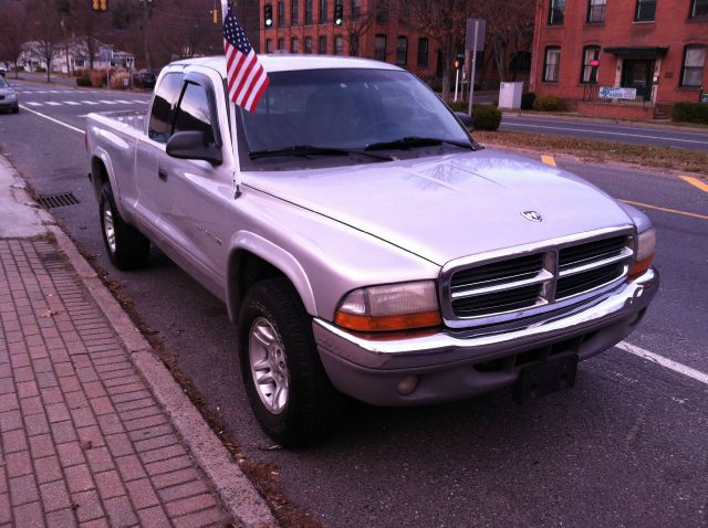 Dodge Dakota 2001 photo 2