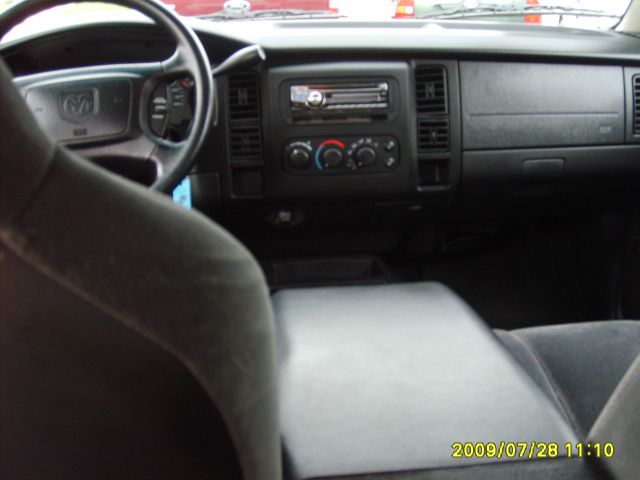 Dodge Dakota 2001 photo 2