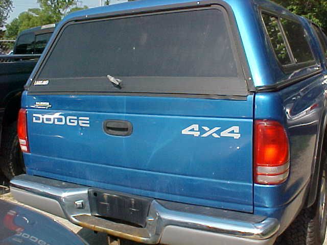 Dodge Dakota 2001 photo 2