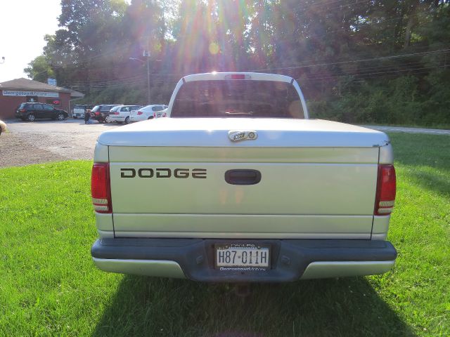 Dodge Dakota PZEV Pickup Truck