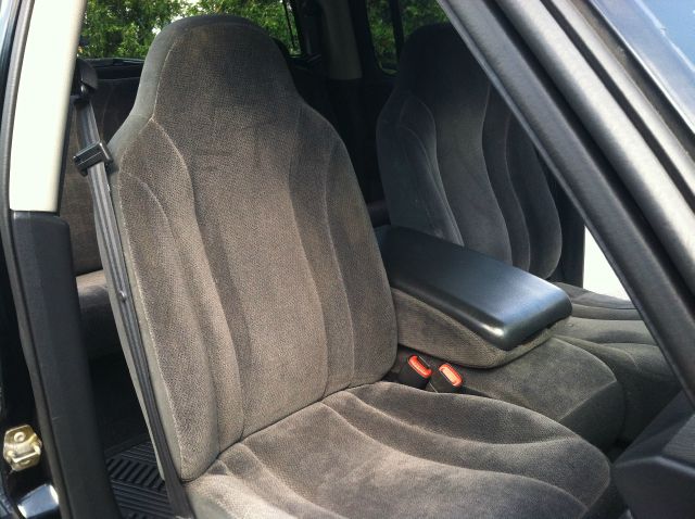 Dodge Dakota PZEV Crew Cab Pickup