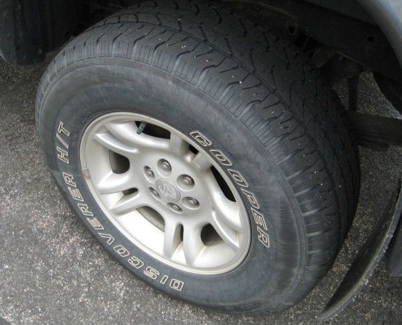 Dodge Dakota 2001 photo 2