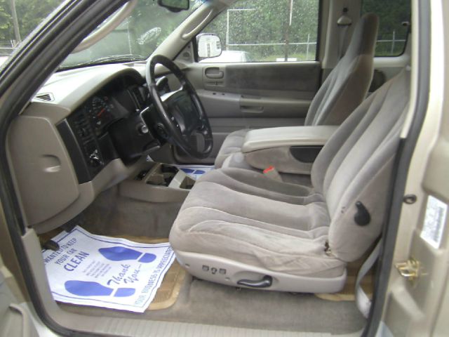 Dodge Dakota 2002 photo 2