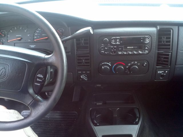 Dodge Dakota 2002 photo 1