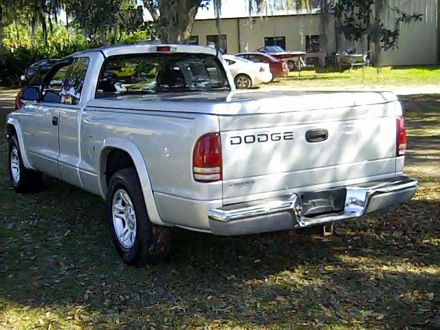 Dodge Dakota 2002 photo 2
