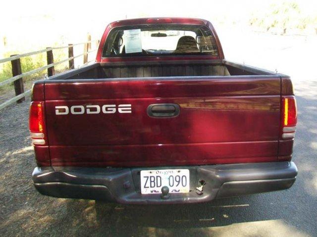 Dodge Dakota 2002 photo 2