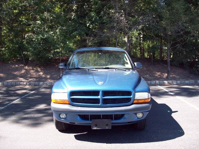 Dodge Dakota Extended Cab V8 LT W/1lt Pickup Truck