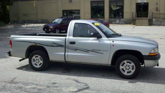 Dodge Dakota Extended Cab V8 LT W/1lt Pickup Truck