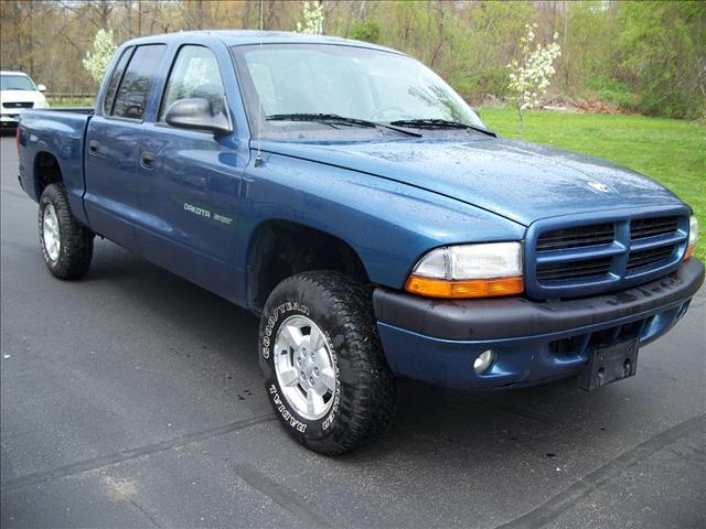 Dodge Dakota Premier 4x4 SUV Pickup