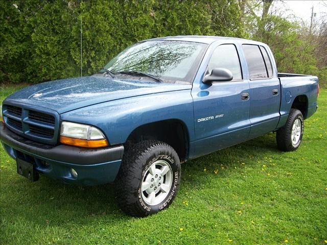 Dodge Dakota 2002 photo 2