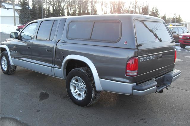 Dodge Dakota SLT Pickup
