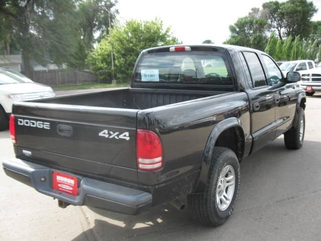 Dodge Dakota 2002 photo 2