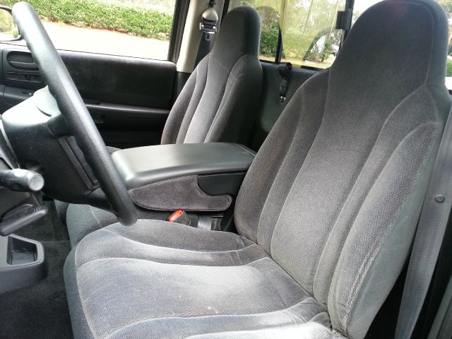 Dodge Dakota 2002 photo 1