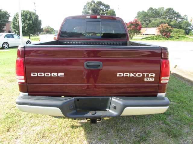 Dodge Dakota 2003 photo 2