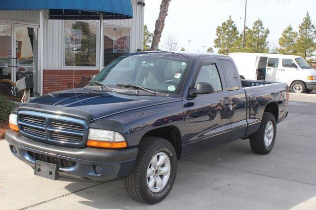 Dodge Dakota 2003 photo 2