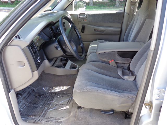 Dodge Dakota 2003 photo 2