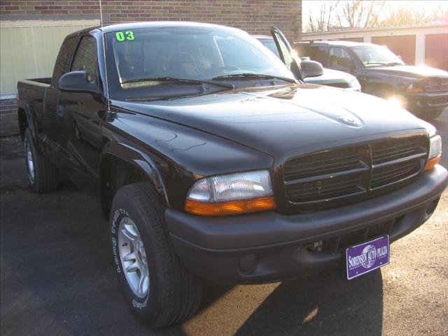 Dodge Dakota 2003 photo 2