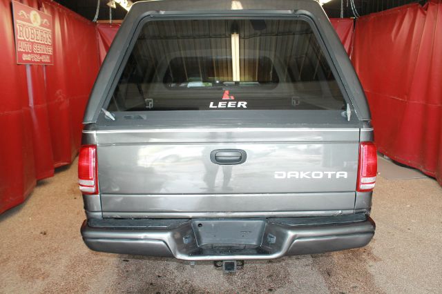 Dodge Dakota 2003 photo 2
