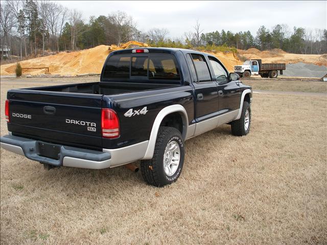 Dodge Dakota 2003 photo 2