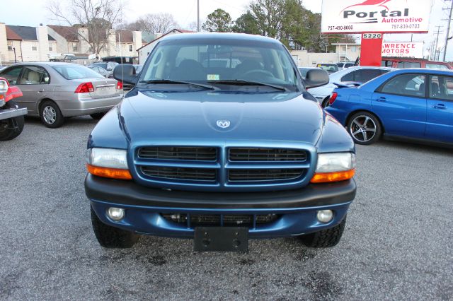 Dodge Dakota 2003 photo 1